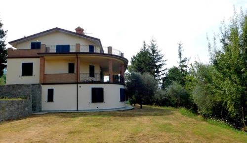 Apartment with Garden View