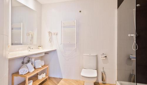 One-Bedroom Family Apartment