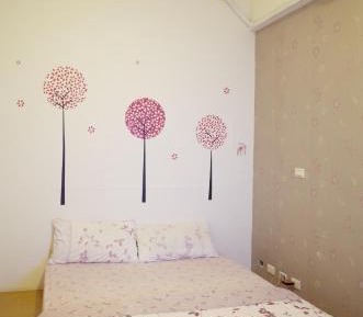 Double Room with Shared Bathroom (No Windows)