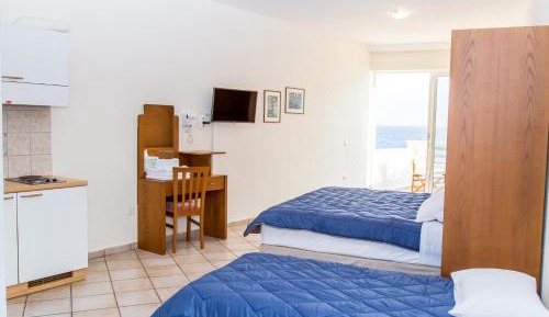 One-Bedroom Apartment with Sea View