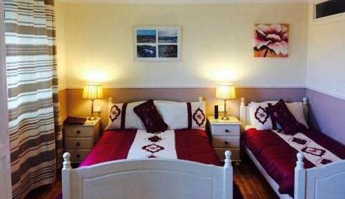 Deluxe Family Room