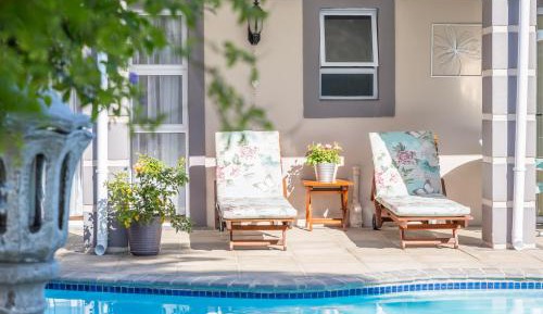 Double Room with Pool & Garden View
