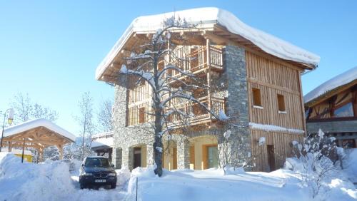 Superior Chalet