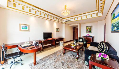 Executive Suite
