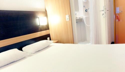 Double Room with 1 Double Bed