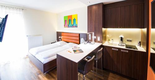 Studio (1-2 Adults)