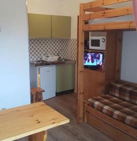 Studio Apartment