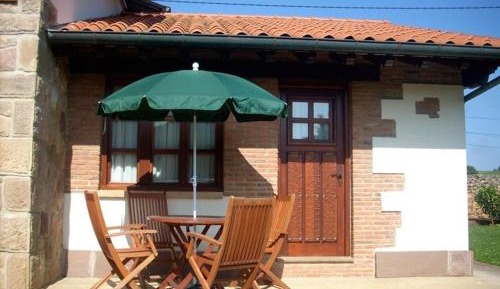 Apartment with Garden