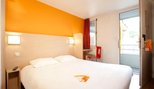 Double Room with 1 Double Bed