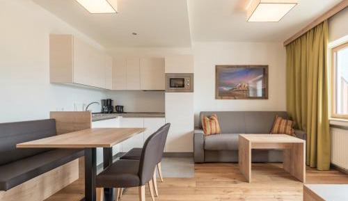 One-Bedroom Apartment with Balcony