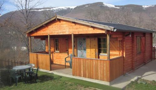 Cottage with Garden View