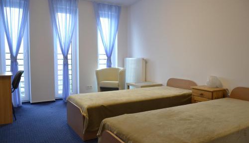 Twin Room with Private Bathroom
