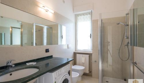Single Room with Private Bathroom