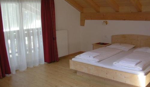 Quadruple Room with Mountain View