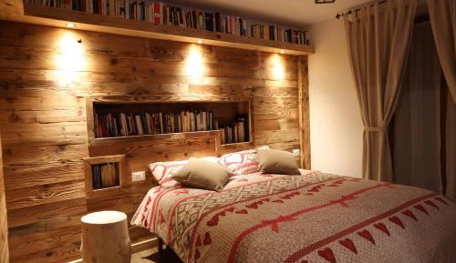 Double or Twin Room with Private Bathroom