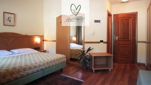 Triple Room with Mountain View