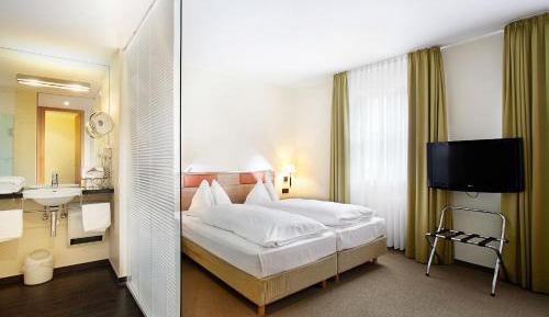 Double Room with Extra Bed