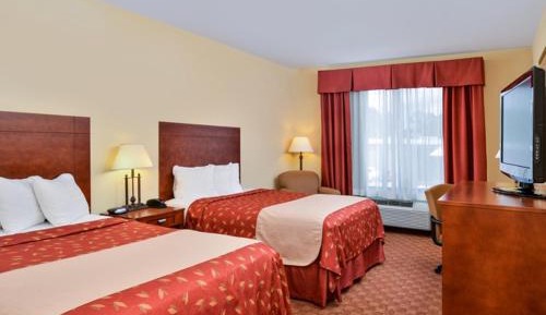 2 Queen Beds Non Smoking