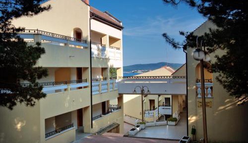 Twin Room with Park View (2 Adults + 1 Child) - Free Beach Access
