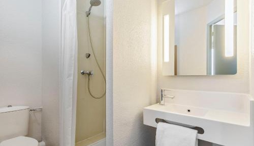 Quadruple Room - Non-Smoking