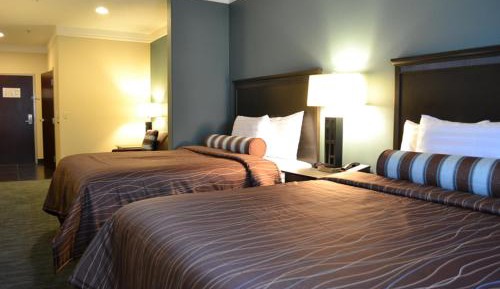 Queen Suite with Two Queen Beds