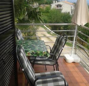 Studio Apartment with Sea View 1