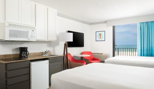 Beach Front Studio with Balcony