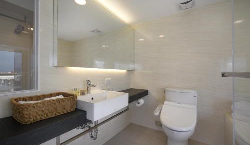 Deluxe Double Room with Full Taipei 101 View