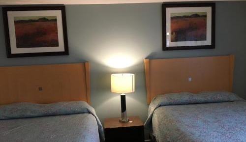 Queen Room with Two Queen Beds - Non-Smoking
