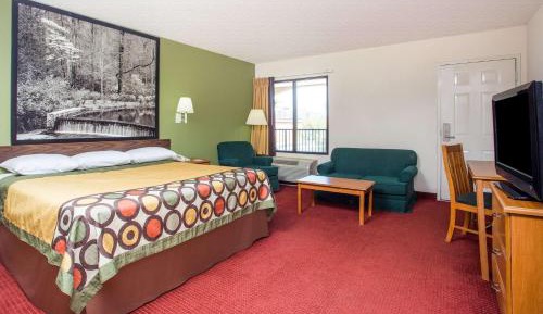 Deluxe King Room - Non-Smoking