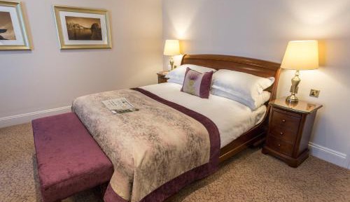 Feature Suite