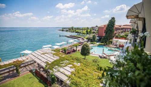 Prestige Double Room with Lake View