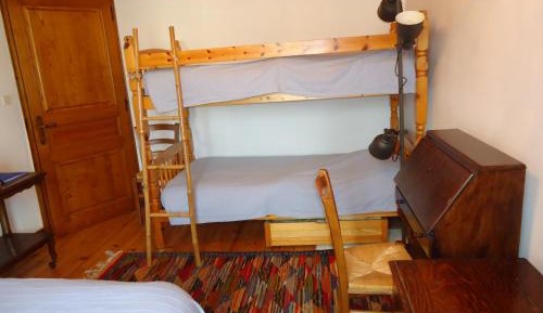 Family Room (2 Adults + 2 Children)