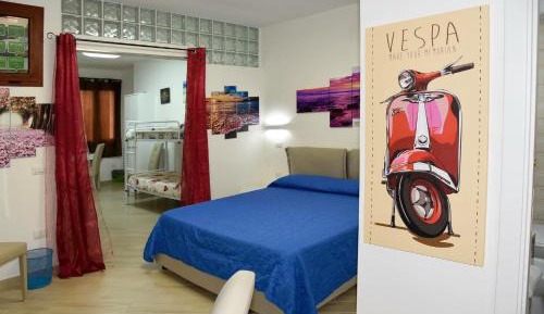 Double or Twin Room - Private Bathroom 