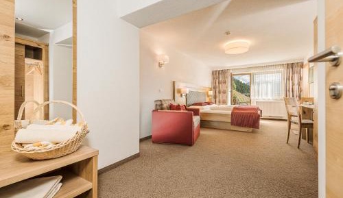Comfort Room Deluxe with Balcony