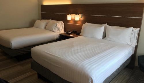 Standard Room with Two Queen Beds