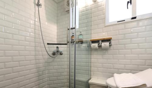 Single Room - No Parking Space