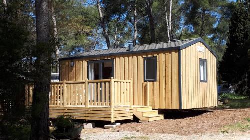 2 Bedrooms Bungalow with Air Conditioning