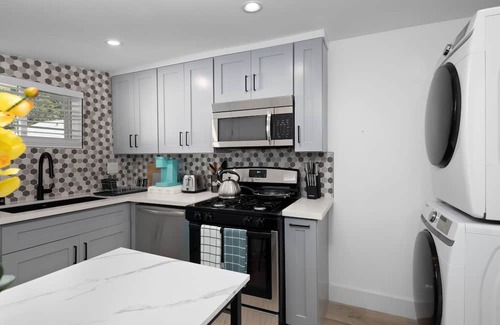 North Central House | ★MARVELOUS 1B1B 5MIN. DRIVE TO ROSE BOWL STADIUM★