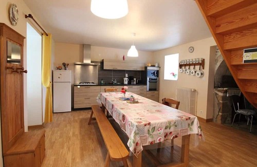 Arnac Cottage | Gite Arnac, 2 bedrooms, 4 persons