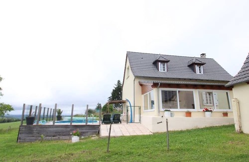 Arnac Cottage | Gite Arnac, 2 bedrooms, 4 persons