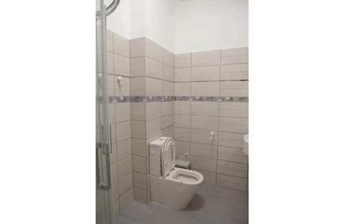 Krisztinavaros Apartment | cozy standard apartment with king size bed room 02
