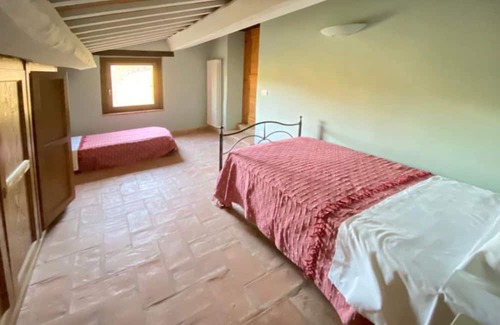 SantʼAngelo in Pontano House | Belvilla by OYO Il Rigogolo