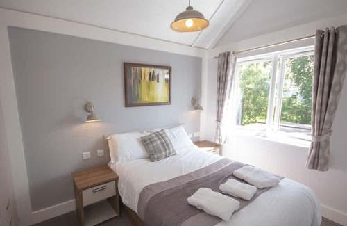 Annan Cabin | 2 bedroom accommodation in Annan