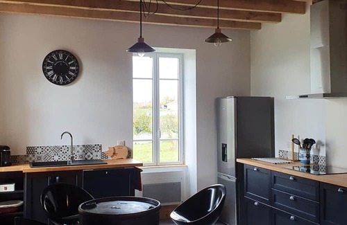 Cindre Cottage | Gite Cindré, 4 bedrooms, 10 persons