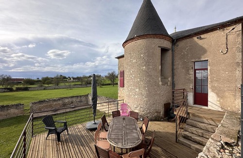 Cindre Cottage | Gite Cindré, 4 bedrooms, 10 persons