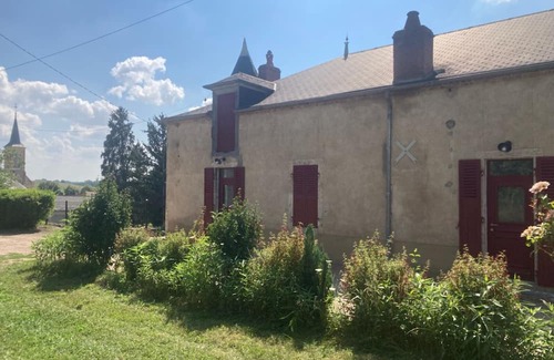 Cindre Cottage | Gite Cindré, 4 bedrooms, 10 persons