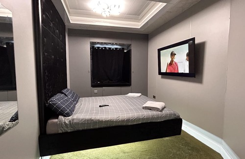 Limerick City Centre Apartment | Get teleported to this magic world in one click !