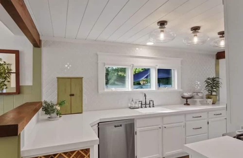 Coeur d'Alene Cottage | Cozy cottage with historic charm steps from Lake Coeur d’Alene!