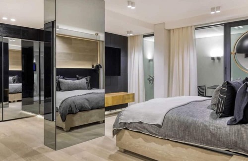 Bantry Bay Apartment | Bantry Bay Premium Four Bedroom Penthouse